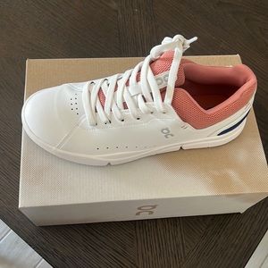 On The Roger advantage Sneaker